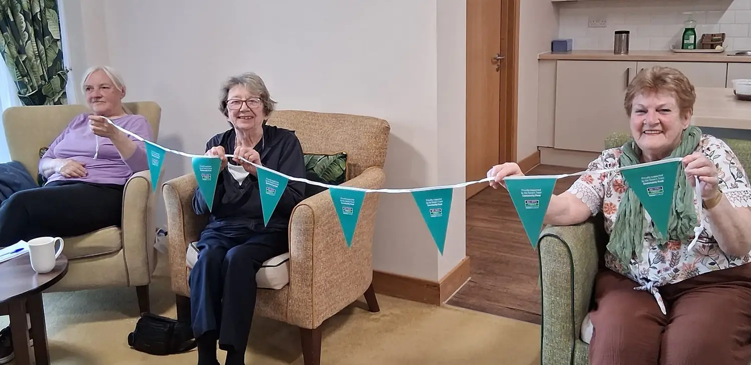 photo Chatty cafe with STW bunting
